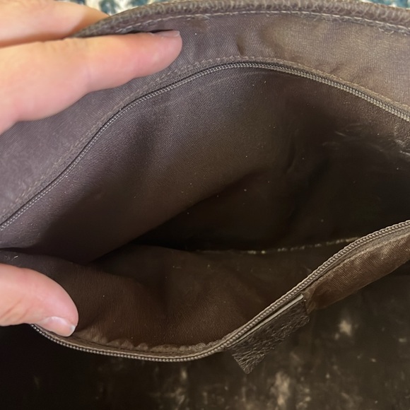 Gucci Coated Canvas Logo Bag - Picture 12 of 13